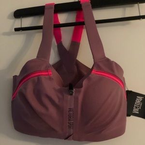 Victoria Secret Maximum Support Sports Bra